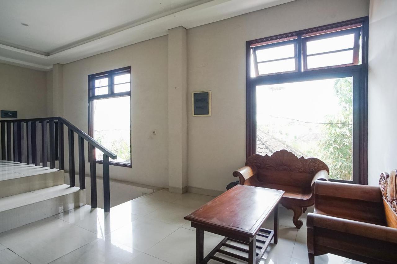 Akarsa Transit Hotel Sanur  Exterior photo