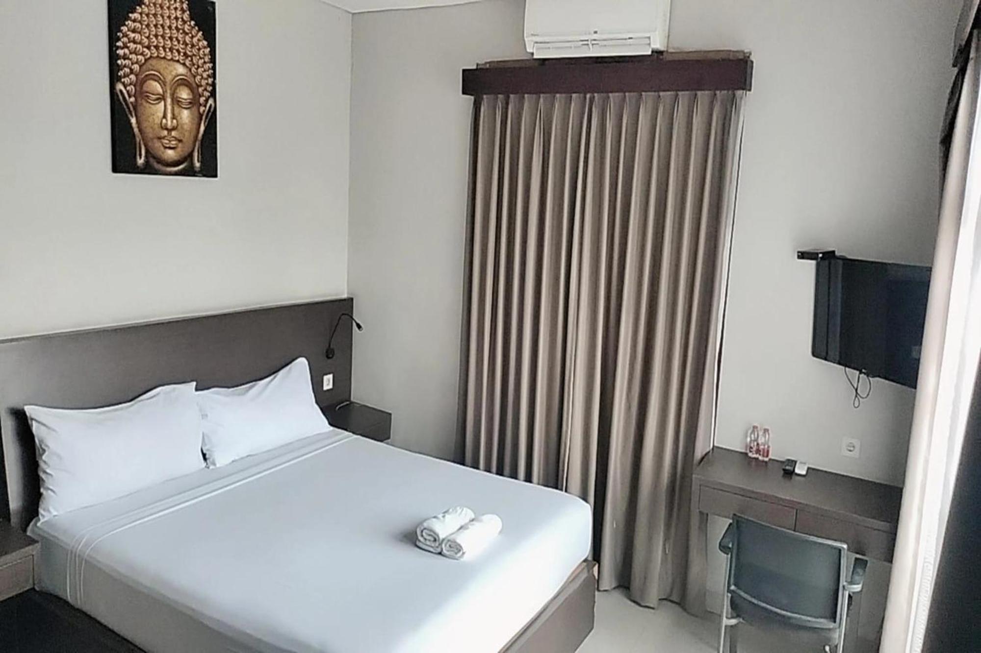 Akarsa Transit Hotel Sanur  Exterior photo